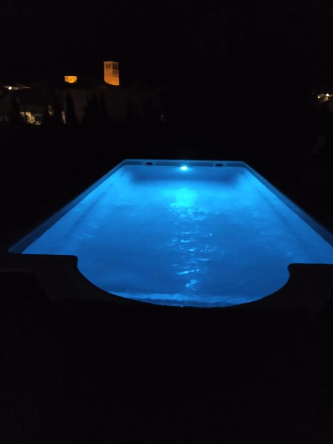 Villa Rural Con Amplia Piscina Campillo de Altobuey Exteriér fotografie